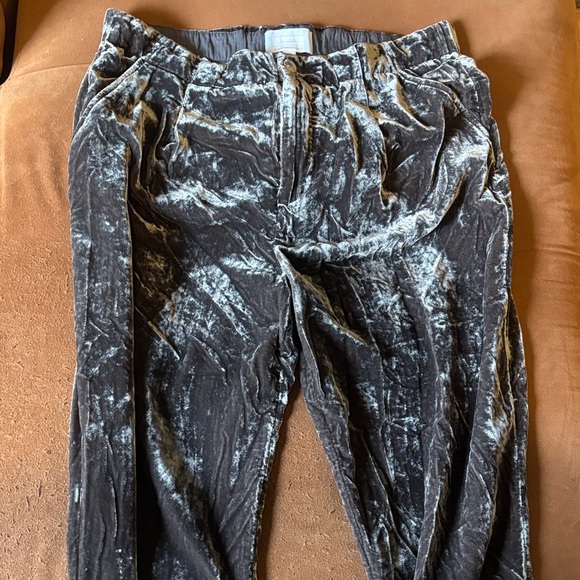 Anthropologie Pants - Anthropologie Medium Gray Velvet Cropped Capris